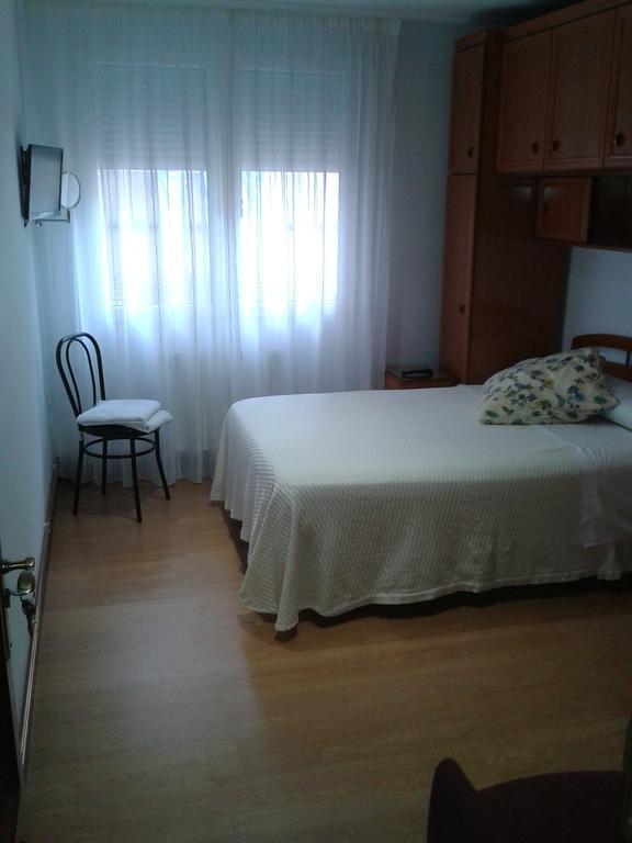 Pension A-Madrid Santander Pokoj fotografie